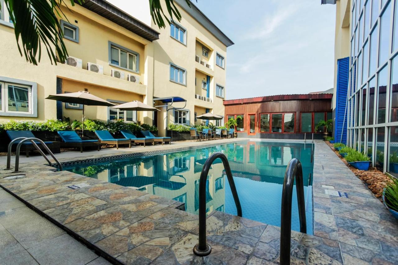 Sunfit - Fitness, Spa, Accommodation Aliayabiagba Ngoại thất bức ảnh