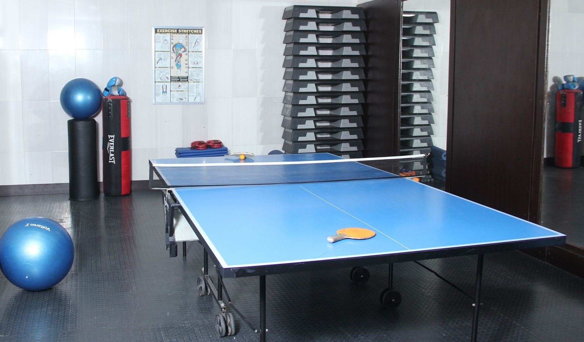 Sunfit - Fitness, Spa, Accommodation Aliayabiagba Ngoại thất bức ảnh
