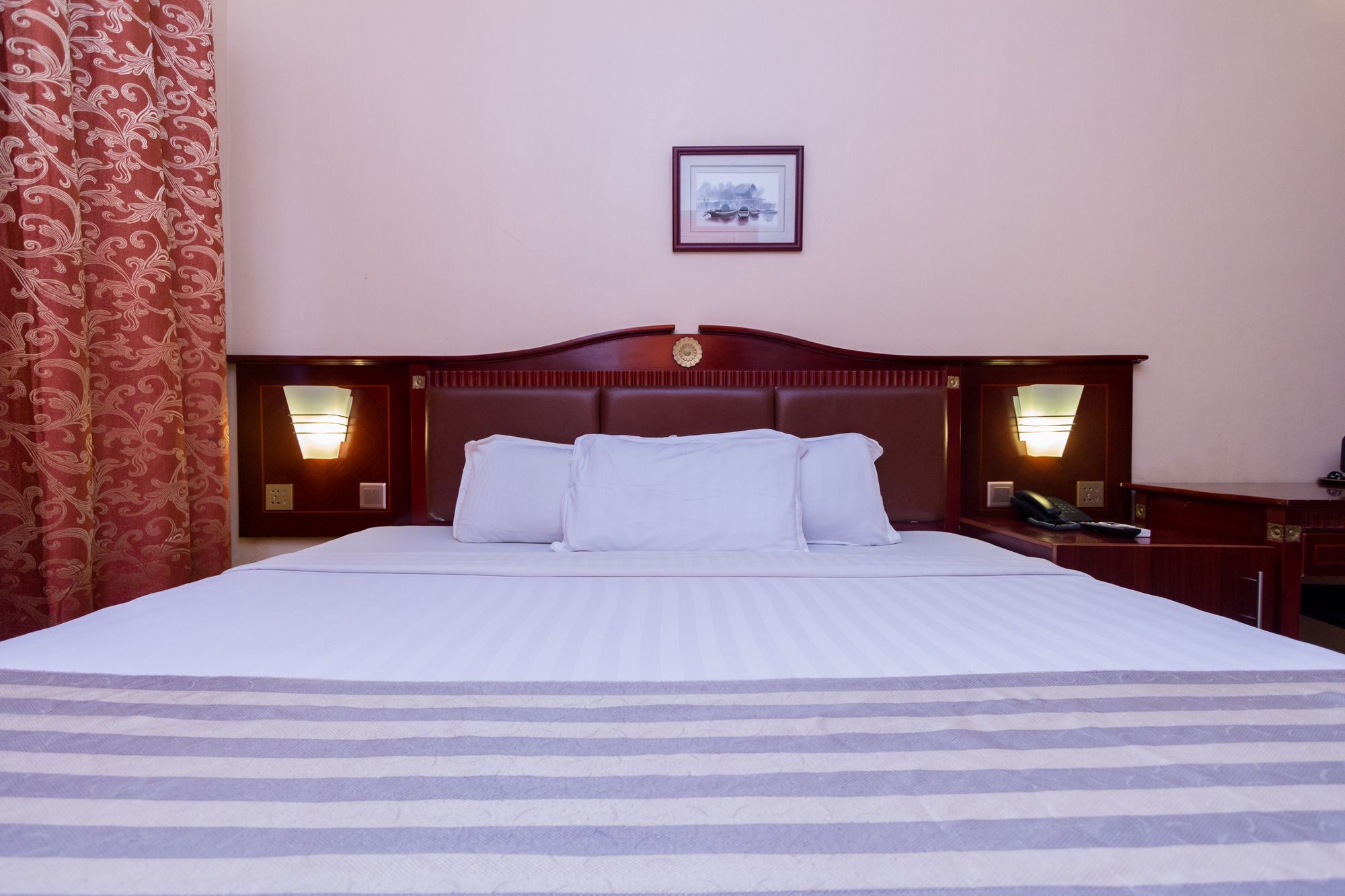 Sunfit - Fitness, Spa, Accommodation Aliayabiagba Ngoại thất bức ảnh