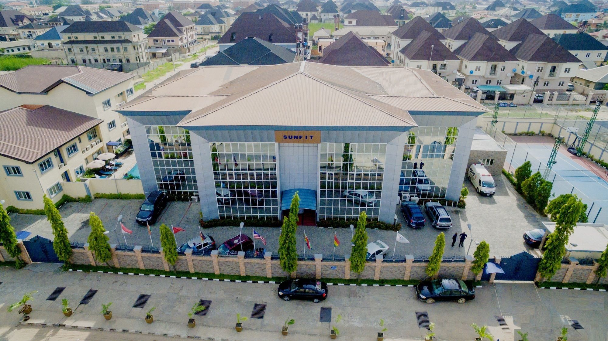Sunfit - Fitness, Spa, Accommodation Aliayabiagba Ngoại thất bức ảnh