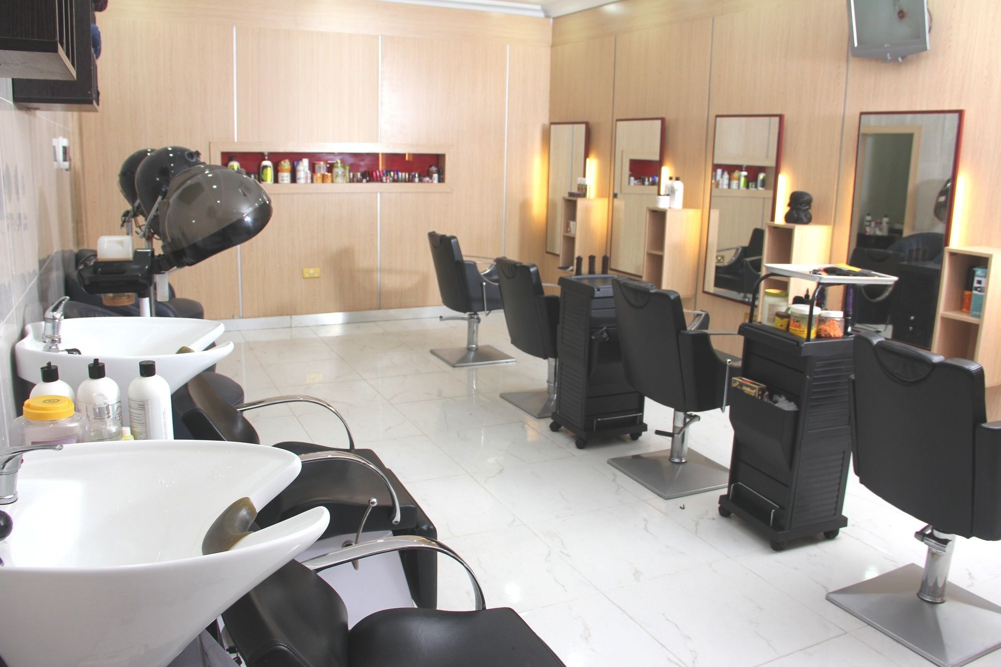 Sunfit - Fitness, Spa, Accommodation Aliayabiagba Ngoại thất bức ảnh